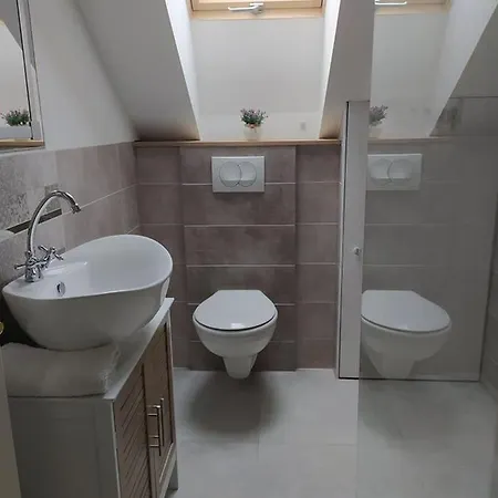 Apartment Dora *
